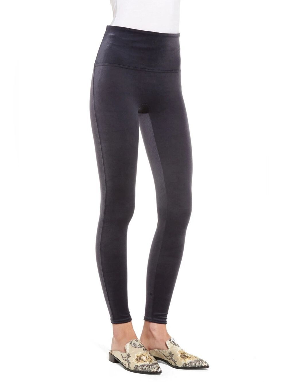 SPANX VELVET SHAPING LEGGINGS SIZE M
